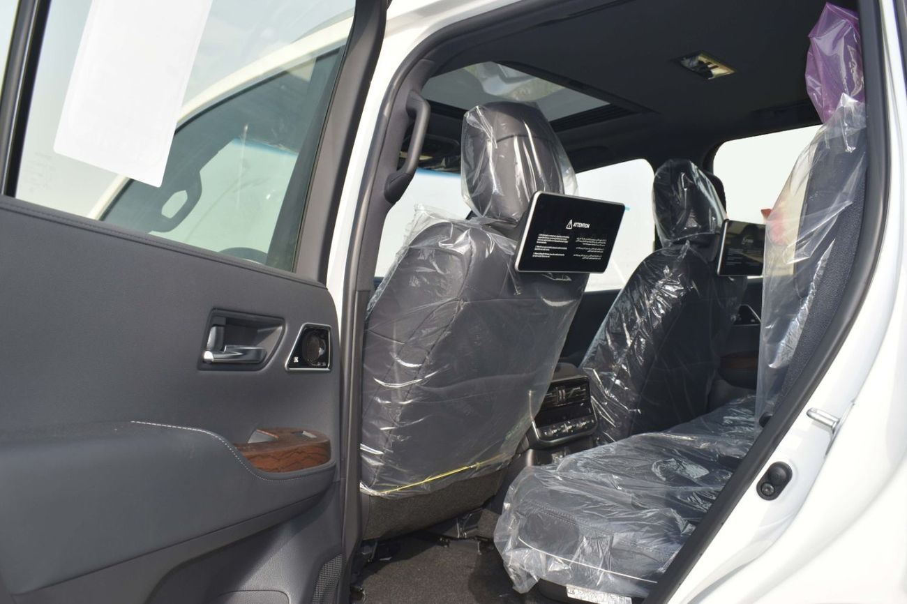 Toyota Land Cruiser VX HYBRID