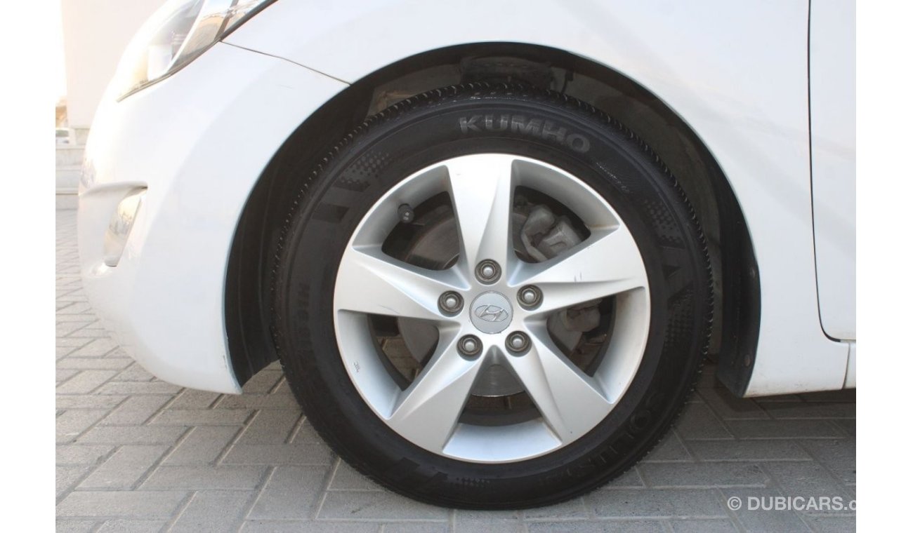 Hyundai Avante Hyundai Avante 2011 GCC, in excellent condition, without accidents, clean from the outside and the i