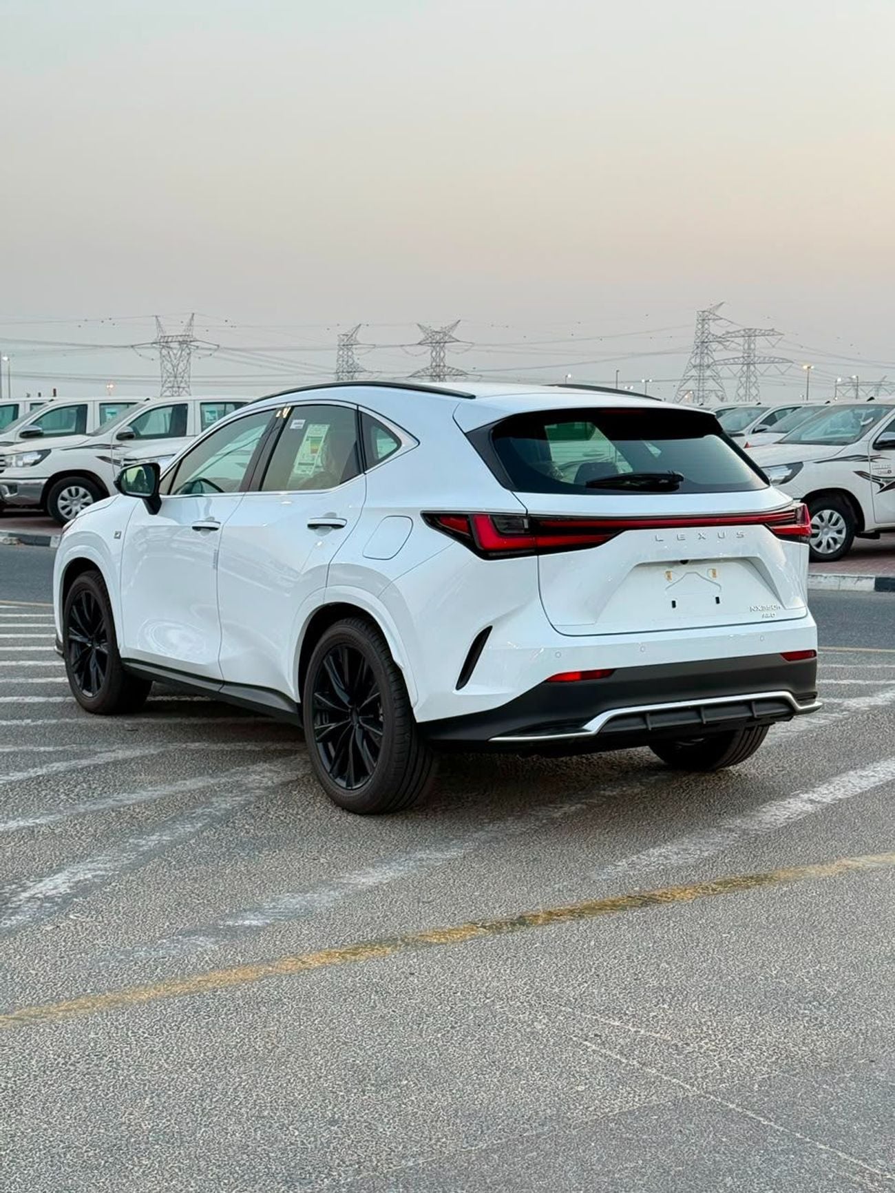 لكزس NX350h Lexus NX 350 h Platinum 2026