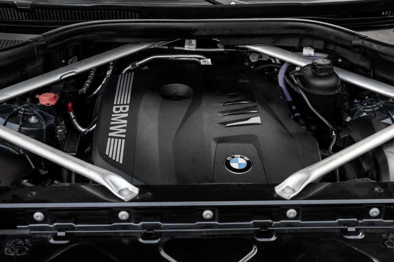 BMW X6 Xdrive 40i M Sport X6 xDrive 40i M Sport | 5,875 P.M | 0% Downpayment | BMW WARRANTY+SERVICE