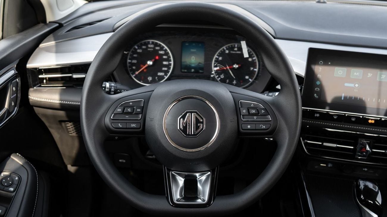 أم جي 5 2026 | MG5 1.5L AT STD 2WD