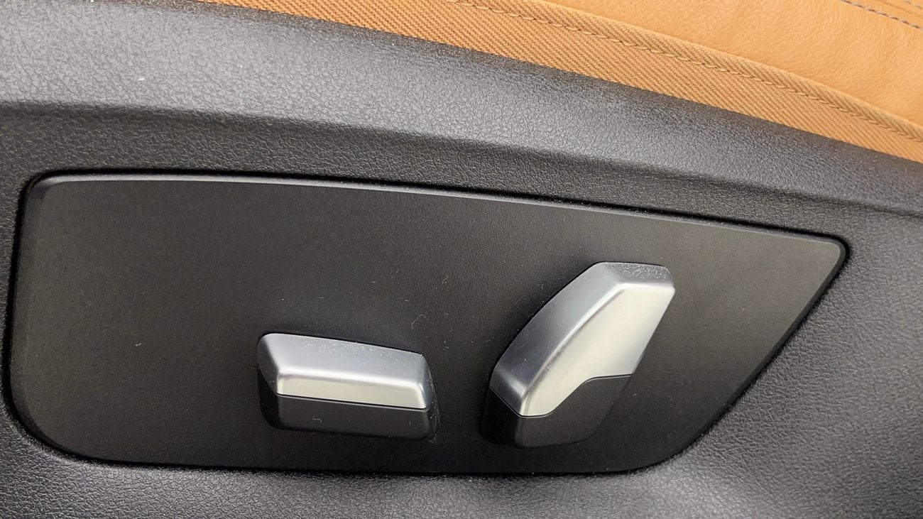 بي أم دبليو 520i JOY EDITION 2 | بدون دفعة مقدمة | اختبار القيادة في المنزل