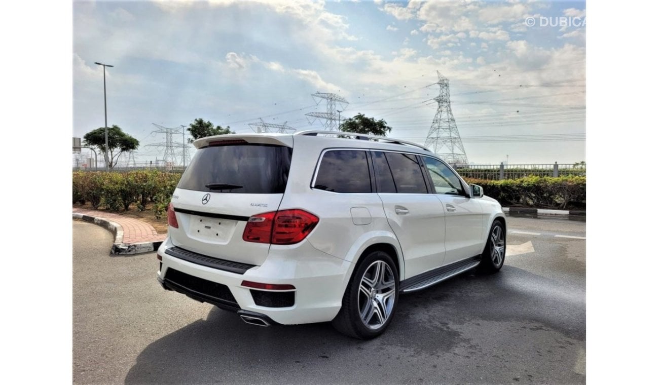 Mercedes-Benz GL 500 4MATIC - 2014 - IMMACULATE CONDITION