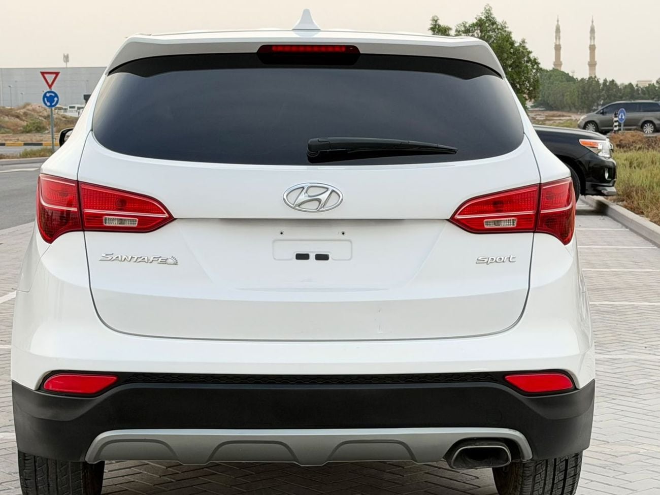 Hyundai Santa Fe SPORT Steering wheel controls, central locking