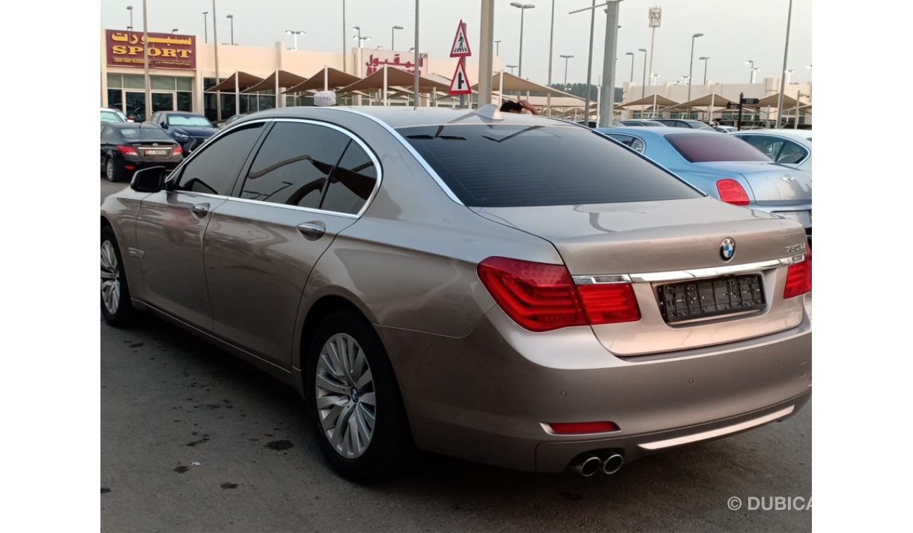 BMW 730Li Bmw750 model 2012 GCC car prefect condition full service full option low mileage