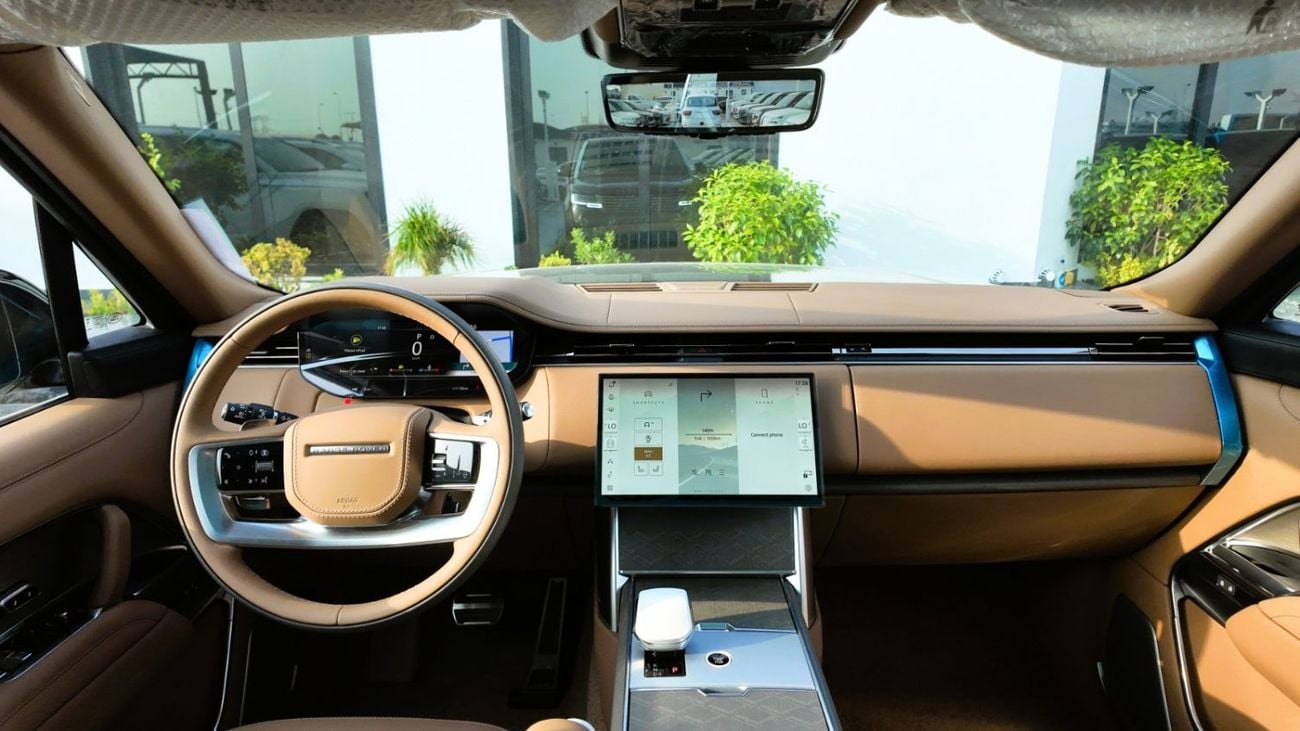لاند روفر رينج روفر SV P615 SWB | Tourmaline Brown | Tan Interior | 4.4L Twin-Turbo V8 | GCC Specs