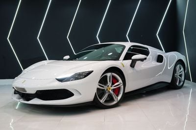 فيراري 296 GTB GTS حزمة أنظمة مساعدة السائق المتقدمة الكاملة، نظام أبل كاربلاي، نظام صوت JBL، تصميم داخلي من ألياف الكر