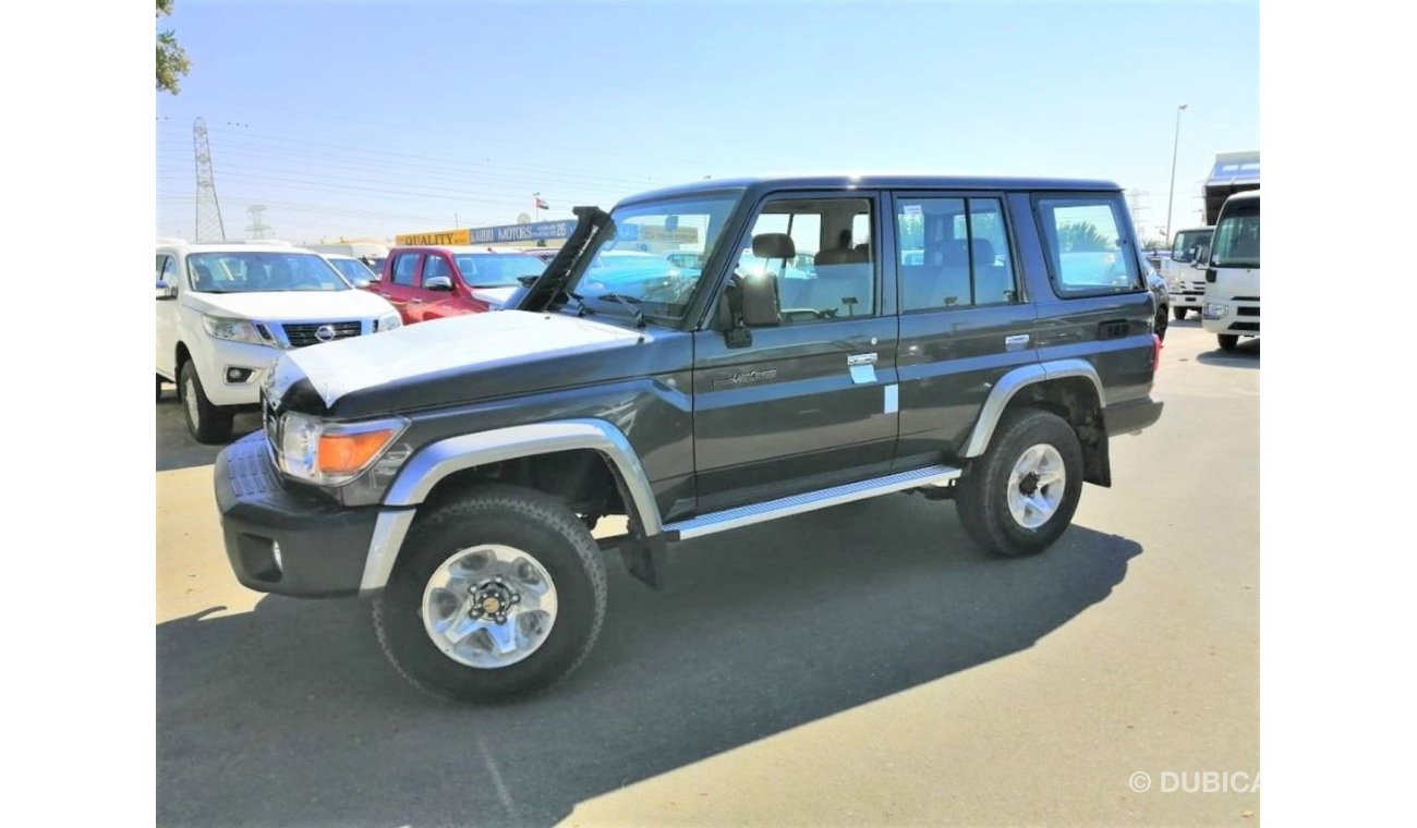 Toyota Land Cruiser تويوتا لاند كروزر هارد توب 5 ابواب