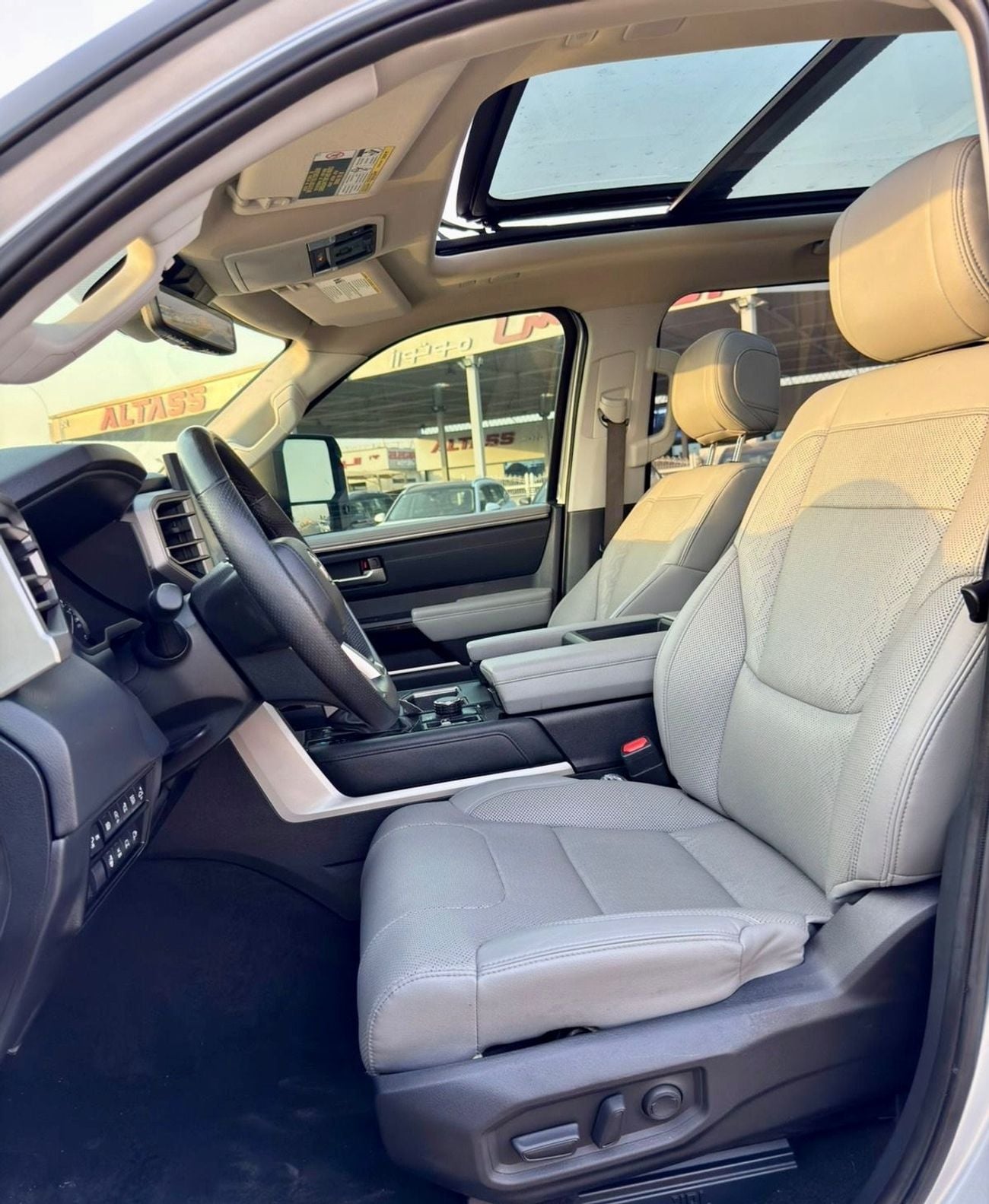 Toyota Tundra SR