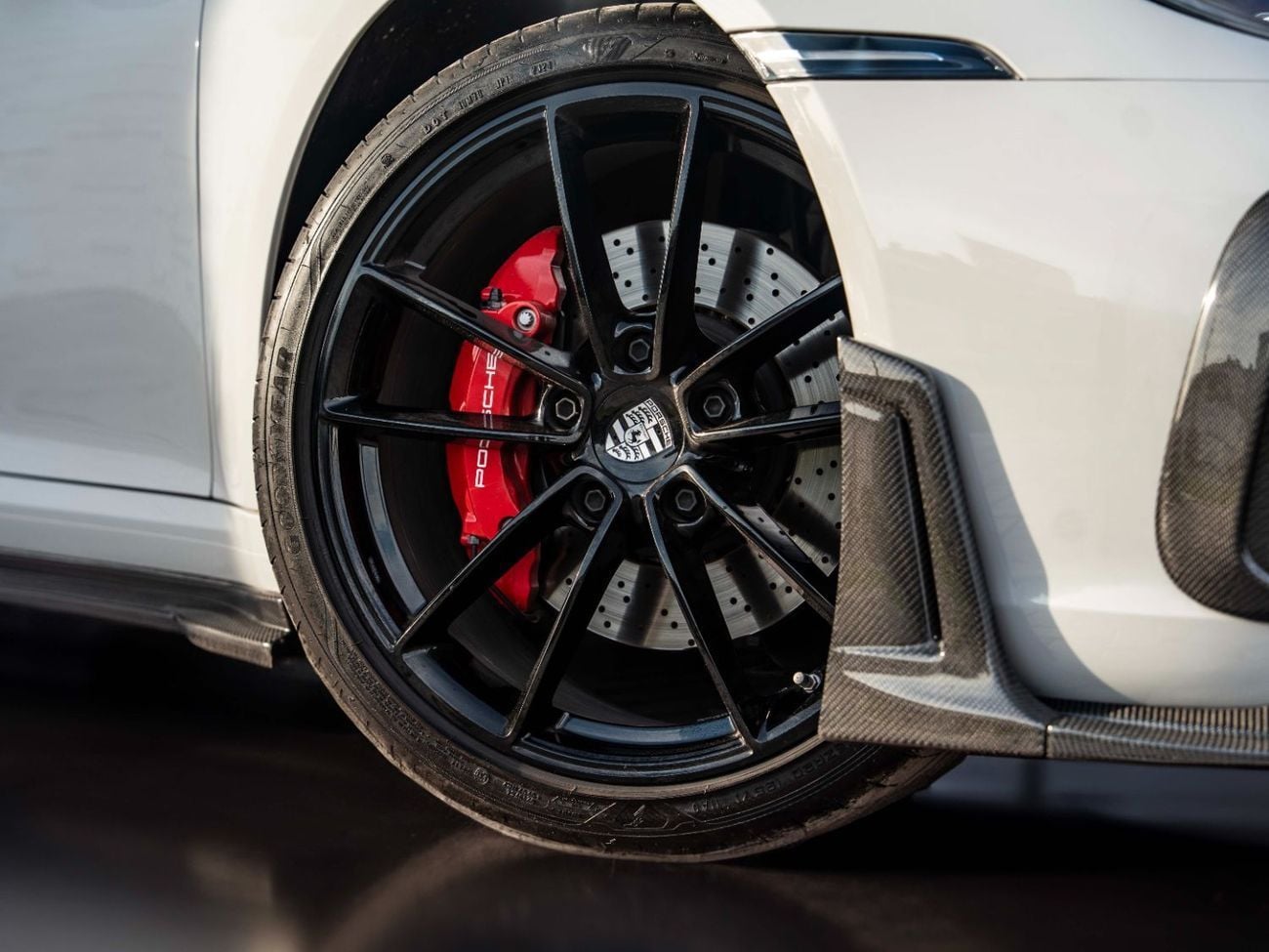 Porsche 911 Carrera S 3.0L (445 HP) Coupe