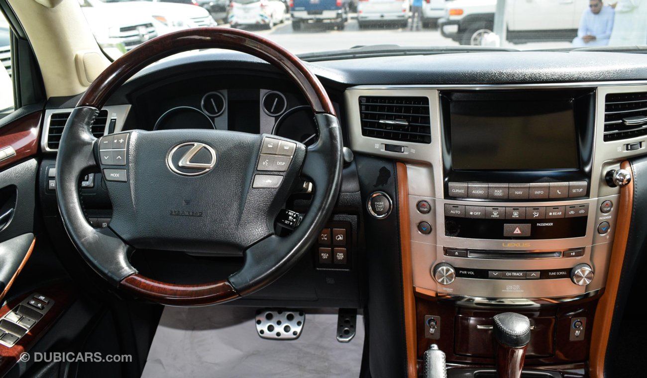 Lexus LX570 S