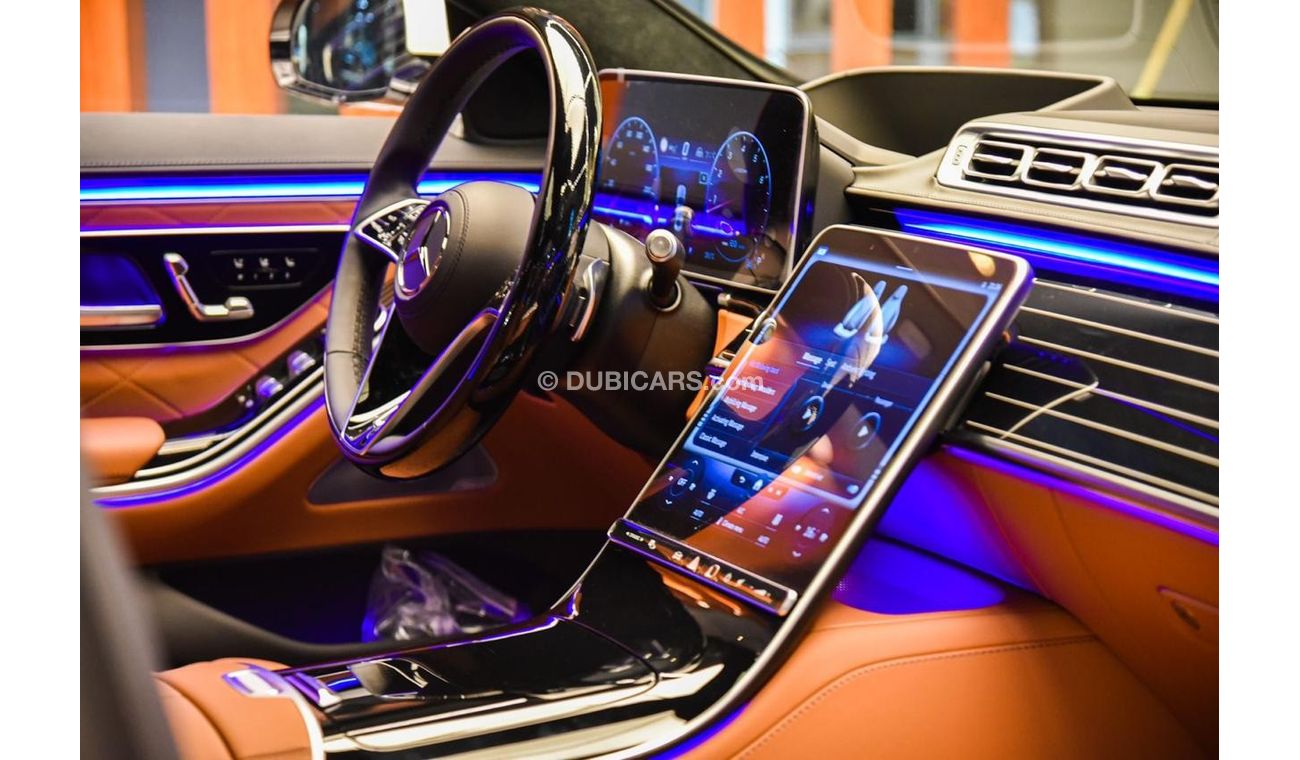 Mercedes-Benz S 500 ✔GCC Specs ✔Exclusive ✔Active Ambient Lights ✔GCC Specs ✔Exclusive ✔Active Ambient Lights