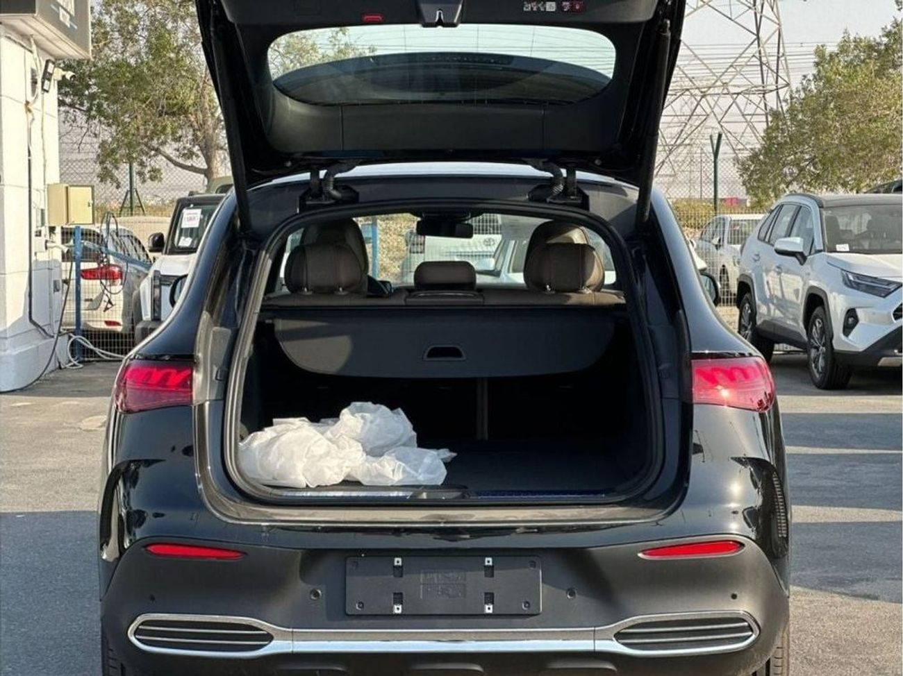 مرسيدس بنز EQE 500 MERCEDES BENZ  EQE500 2024