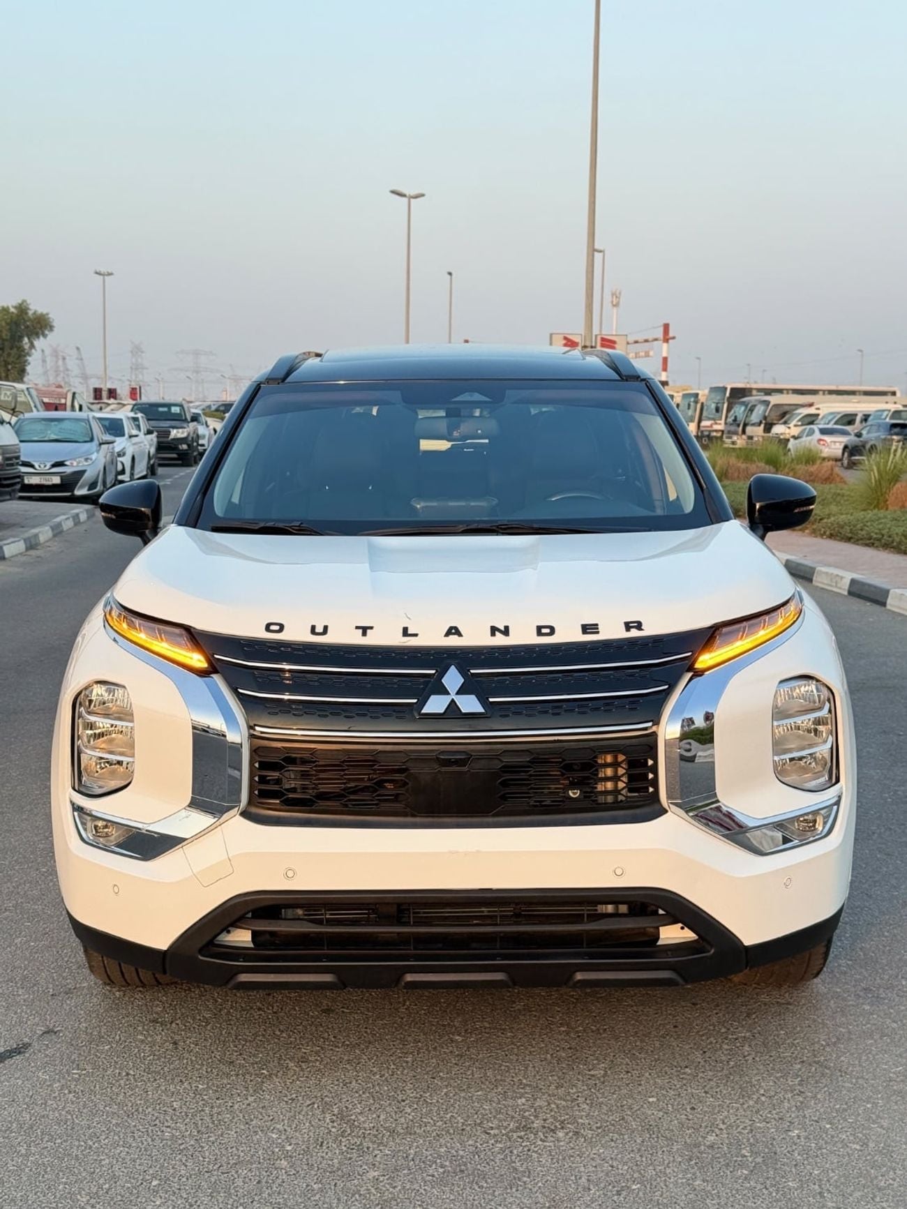 Mitsubishi Outlander PREMIUM LAUNCH EDITION Prime edition H- line 2024 full option