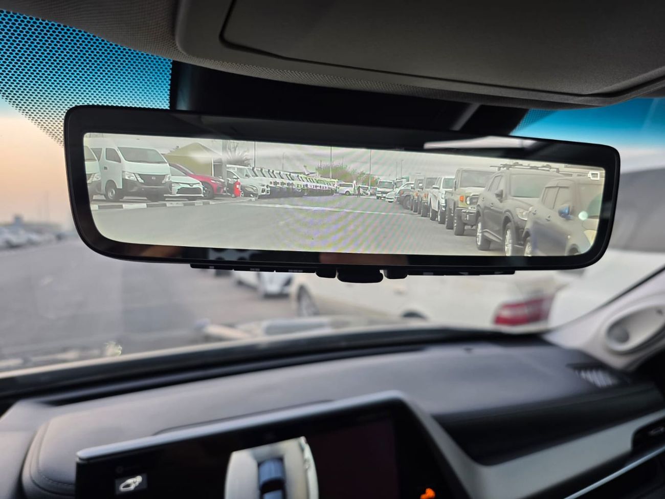 تويوتا هايلاندر 2.5L Hybrid Platinum