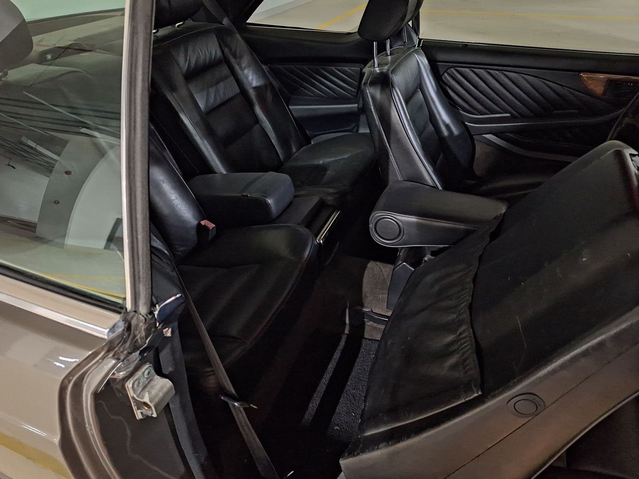 Mercedes-Benz 560 SEC Original Condition 560SEC – Collector Grade – Investment Classic