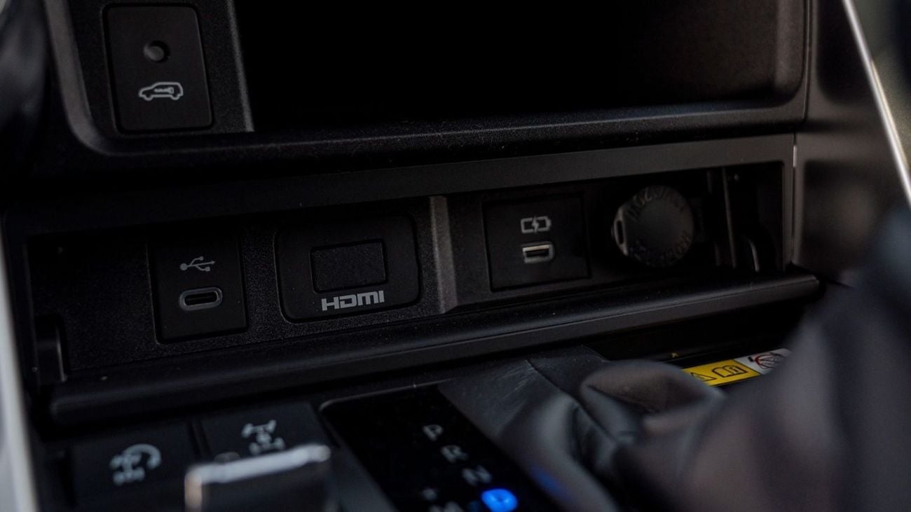 تويوتا لاند كروزر LAND CRUISER VX 3.3L DIESEL 2024