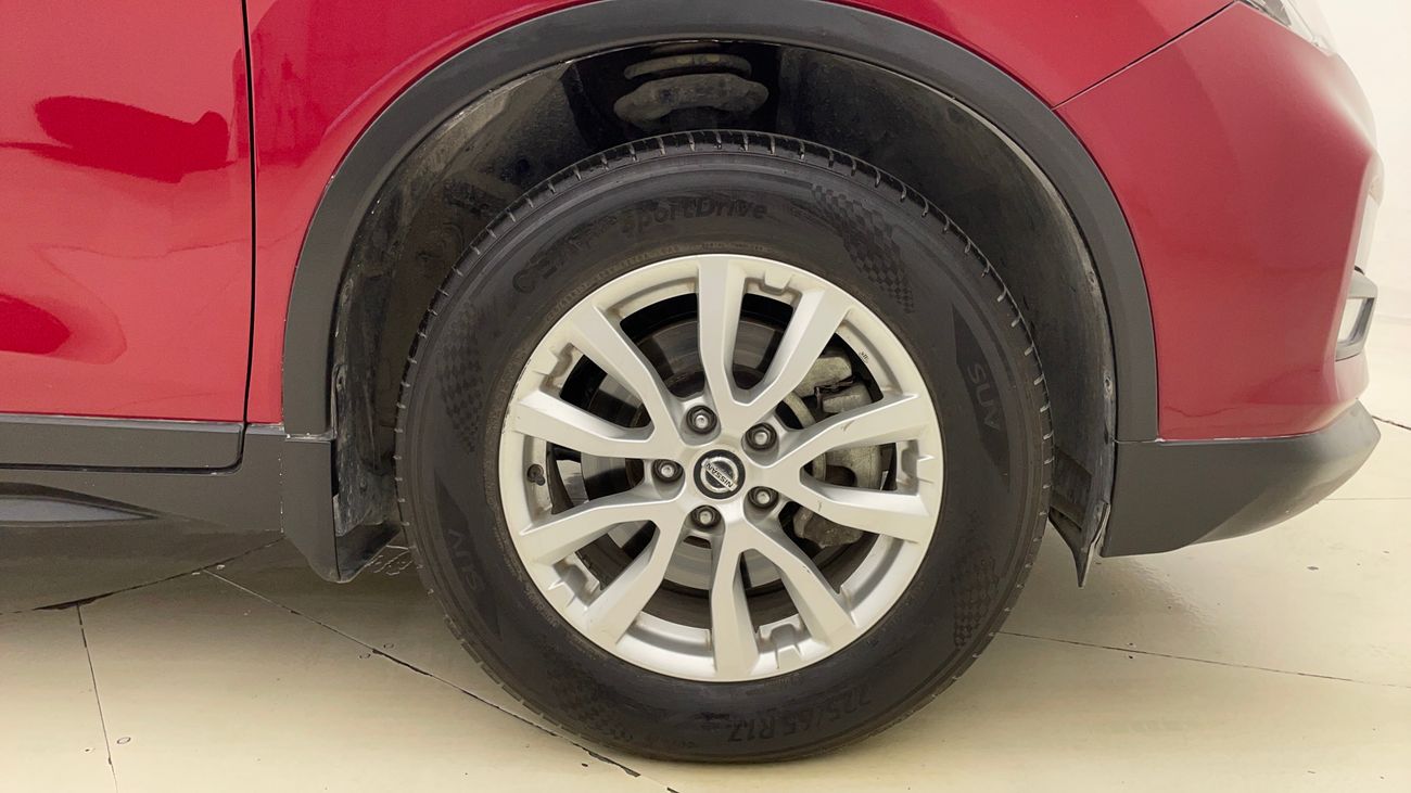 نيسان إكس تريل SV 2.5 | بدون دفعة مقدمة | اختبار القيادة في المنزل