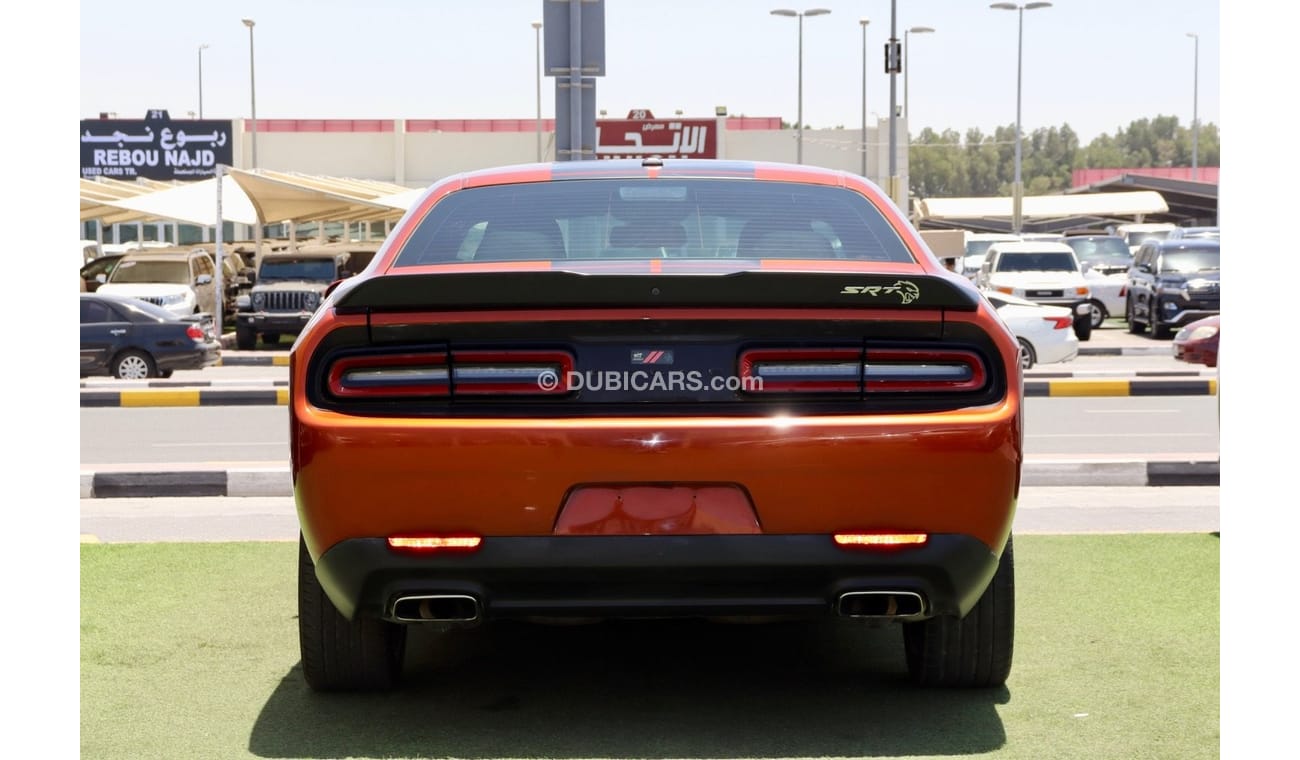 Dodge Challenger SXT Plus Dodge Challenge SXT /2020/USA/ V6
