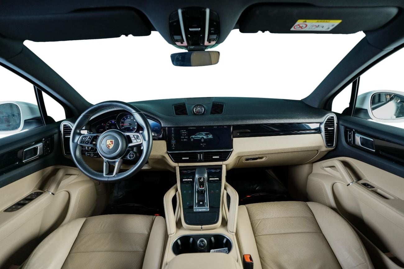 Porsche Cayenne STD GCC -well maintained- crono package