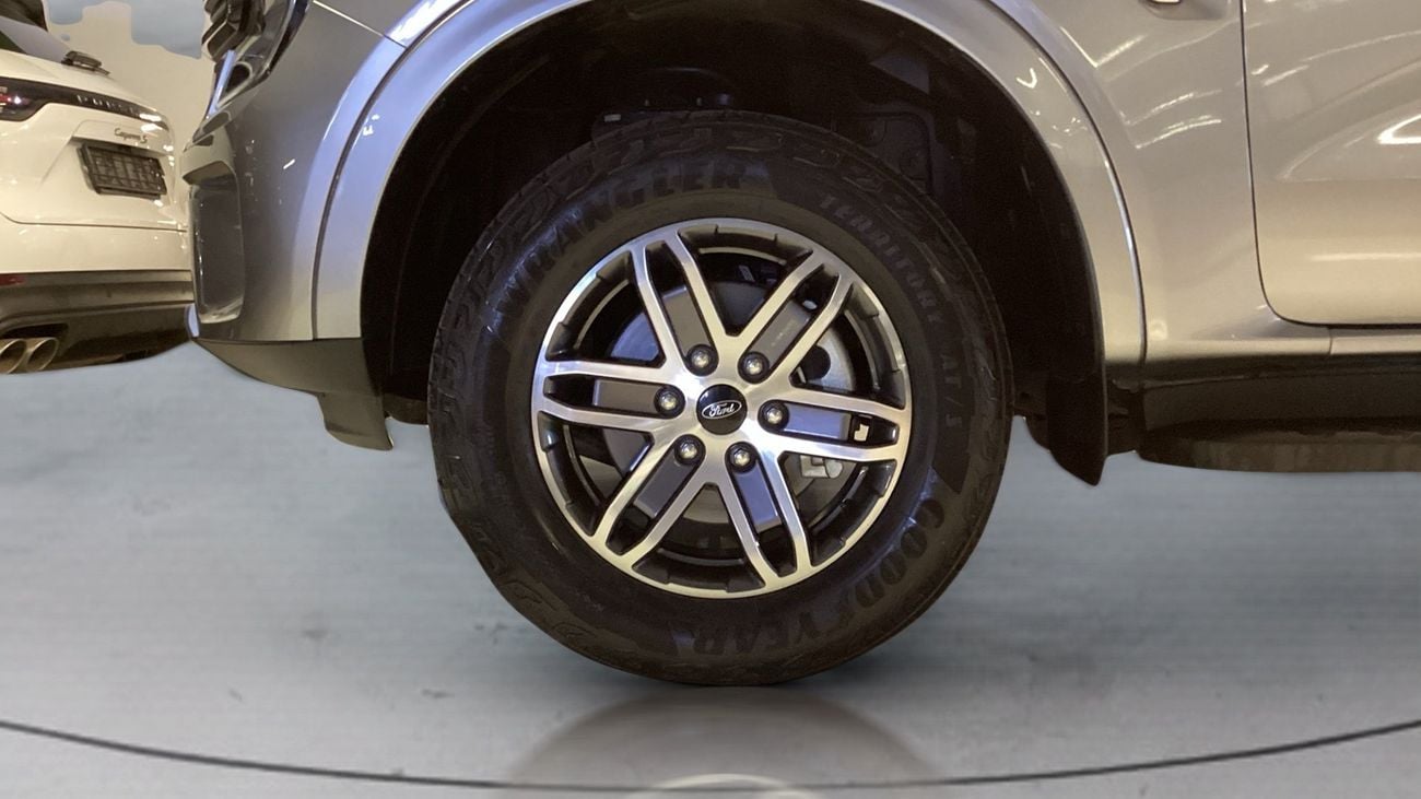 Ford Everest XLT | Guaranteed Warranty | 0 Down Payment