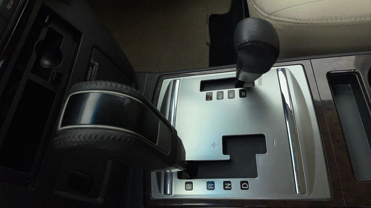 Mitsubishi Pajero GLS MIDLINE 3 | Zero Down Payment | Free Home Test Drive