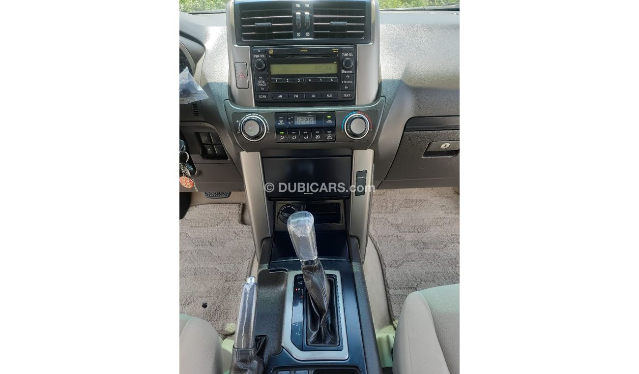 Toyota Prado TX-L Top Toyota prado 2.7 2012 V4 full opsions