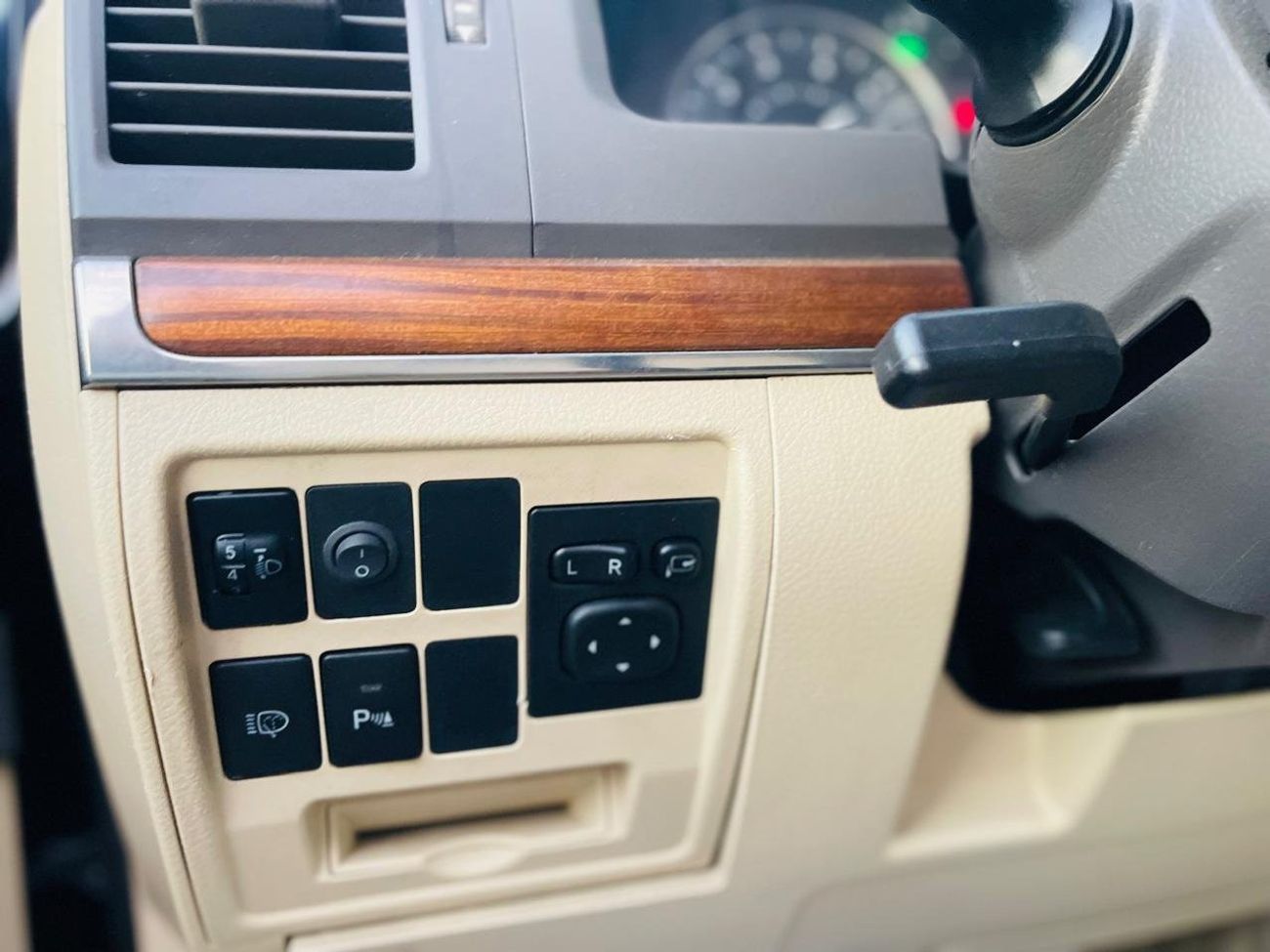 تويوتا لاند كروزر Toyota landcuriser GXR V8  2014  upgrade inside & outside 2024 shape full option