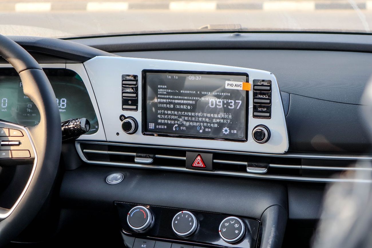 Hyundai Elantra Hyundai Elantra Elite – 1.5L Petrol – Automatic – 2025 Model – Chinese Specifications