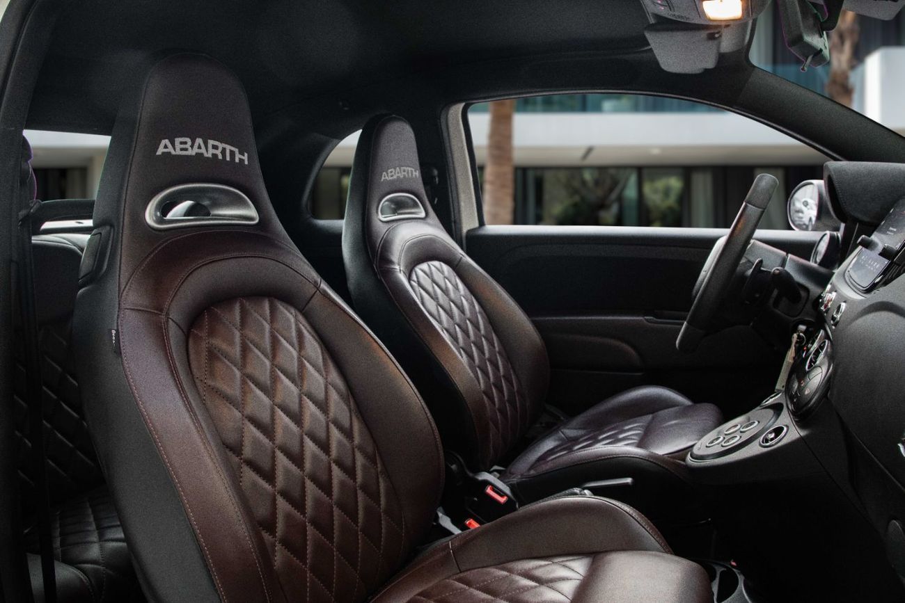 Abarth 695 Turismo Cabrio | 1,273 P.M | 0% Downpayment | Spectacular Condition!