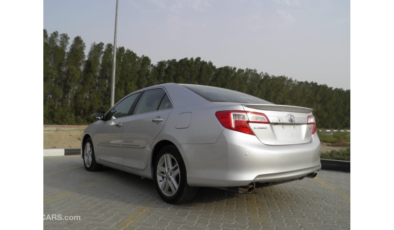 Toyota Camry 2015 SE+