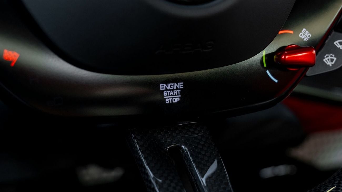 فيراري SF90 ستراديل FERRARI SF90 SPIDER | 2-YEAR WARRANTY + SERVICE AVAILABLE | IN-HOUSE FINANCING | 0% DOWNPAYMENT (BAN