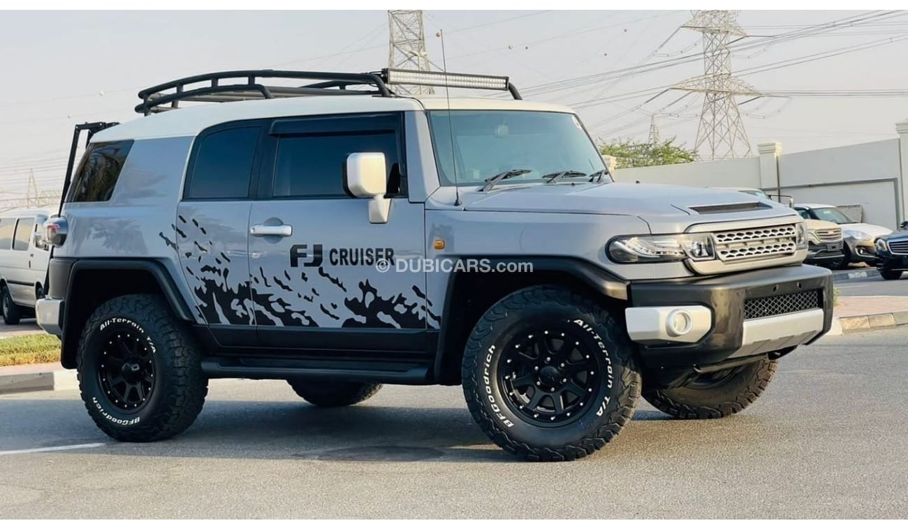 Toyota FJ Cruiser Latest Facelifted | JAPAN SPECS | 2016 | RIGHT-HAND-DRIVE | 4000CC PETROL | 4X4 | Alloy Wheels