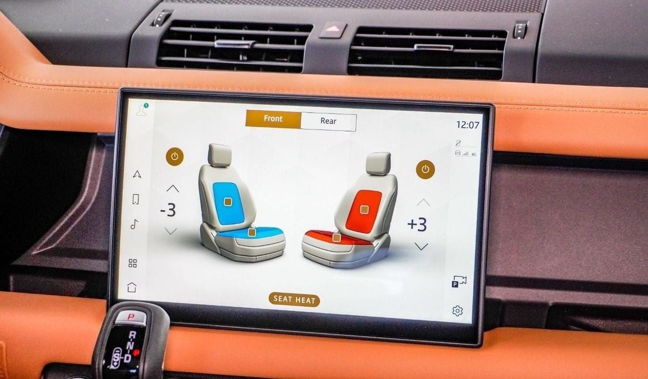 Land Rover Defender P400 110 X-Dynamic HSE 3.0L (7 Seater) Land Rover Defender 110 HSE X-Dynamic P400 | Black Pack Editi