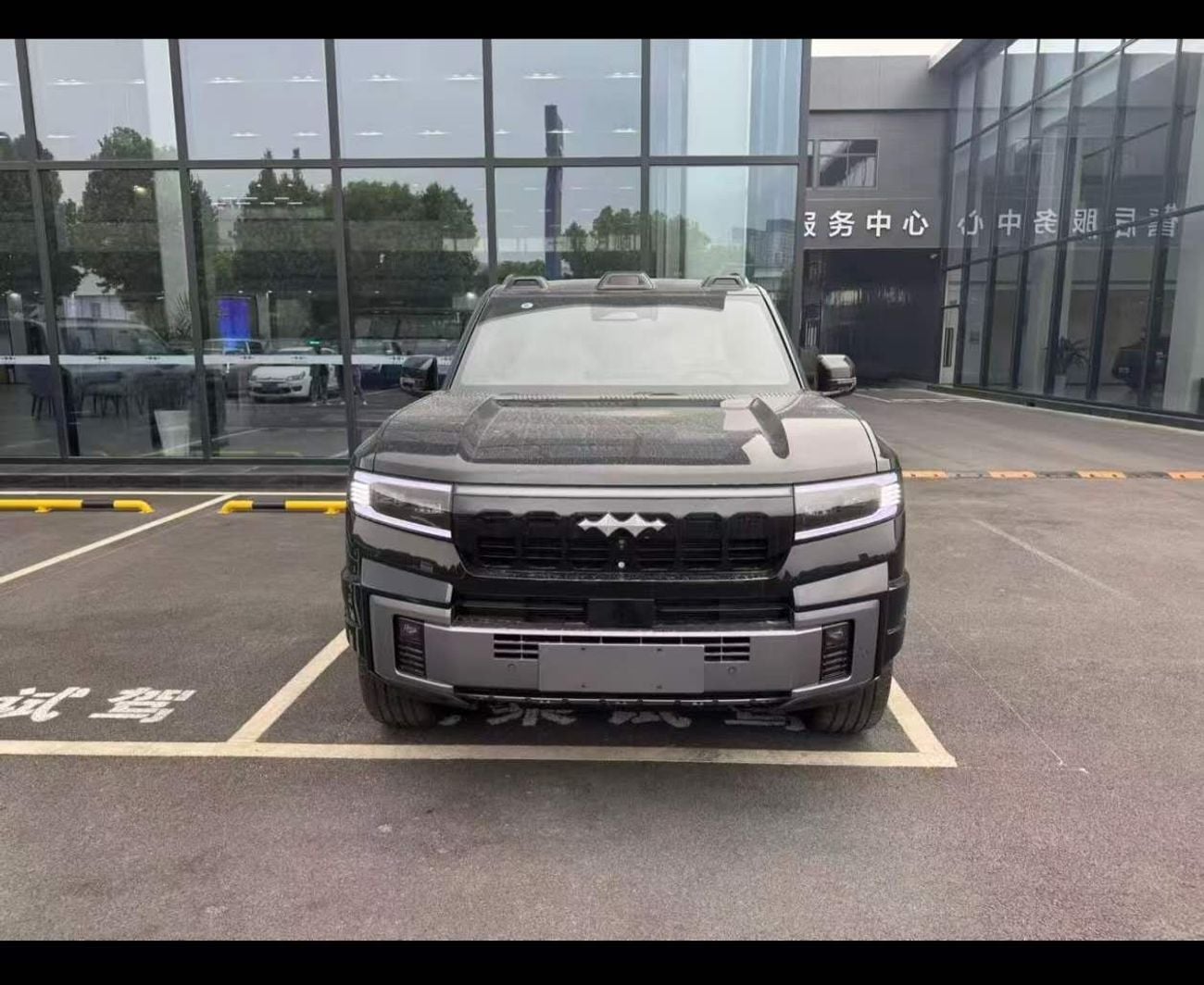 بي واي دي ليوبارد 8 2026 MODEL FLAGSHIP (EXPORT PRICE)