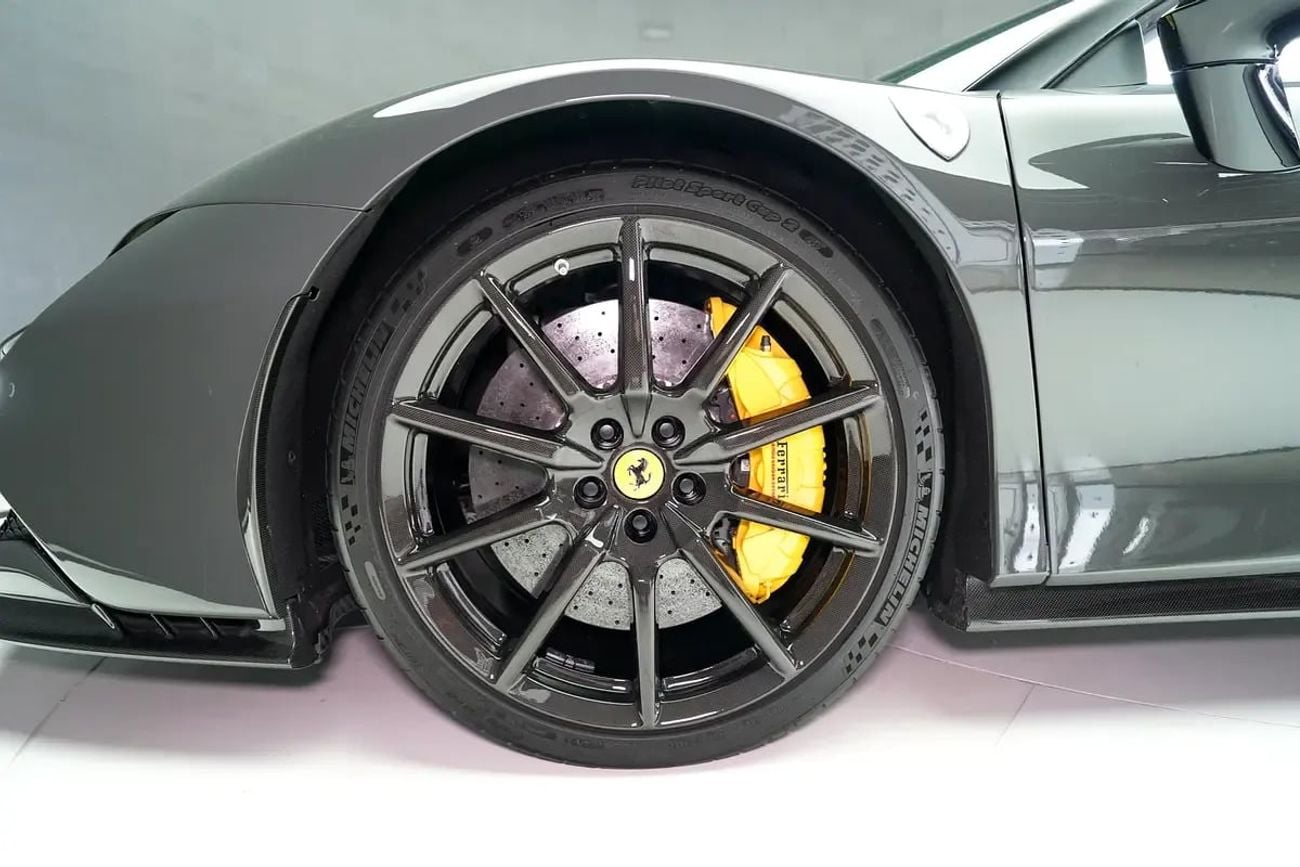 Ferrari SF90 SPIDER