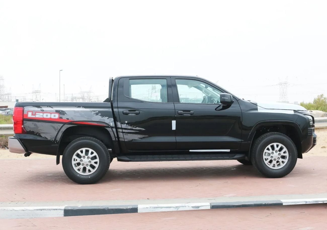 Mitsubishi L200 Triton GLX 4WD 2.4L Petrol MT High Line