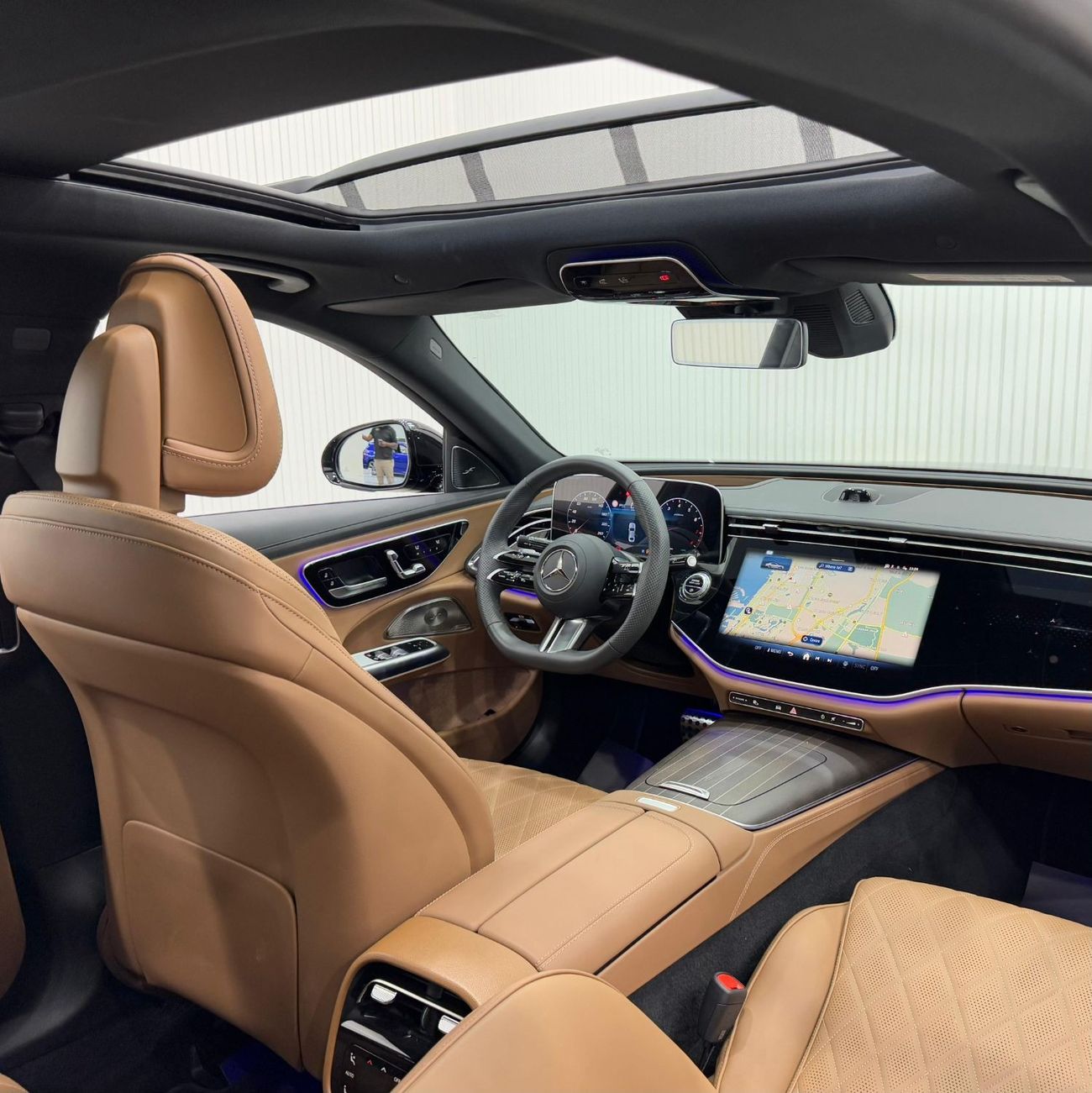 Mercedes-Benz E300 AMG 2024 Mercedes Benz E300 AMG, 2029 Mercedes Warranty + Service Pack, Full Options, Very Low Kms,