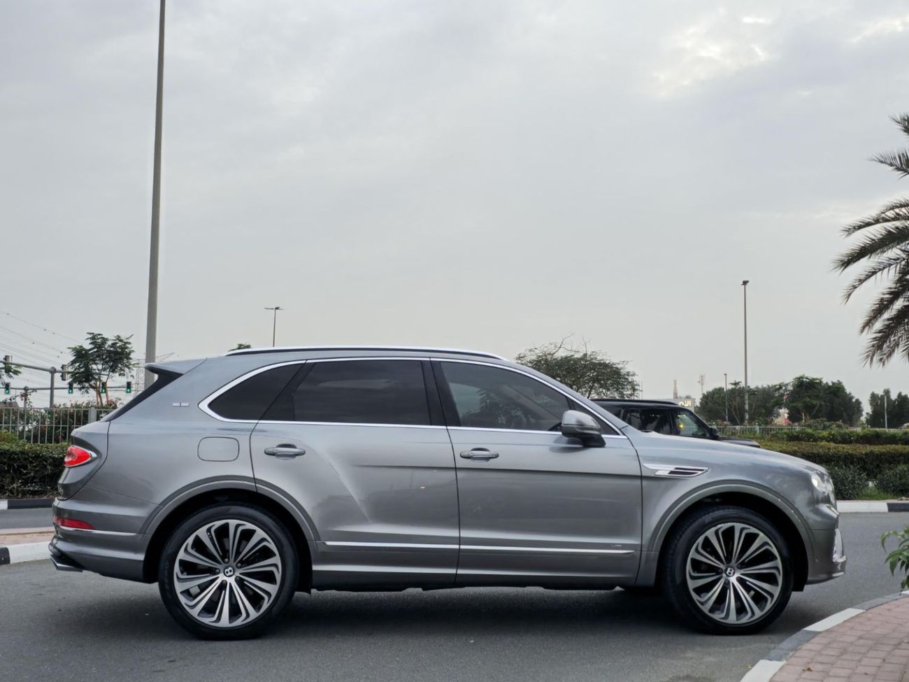 Bentley Bentayga FIRST EDITION