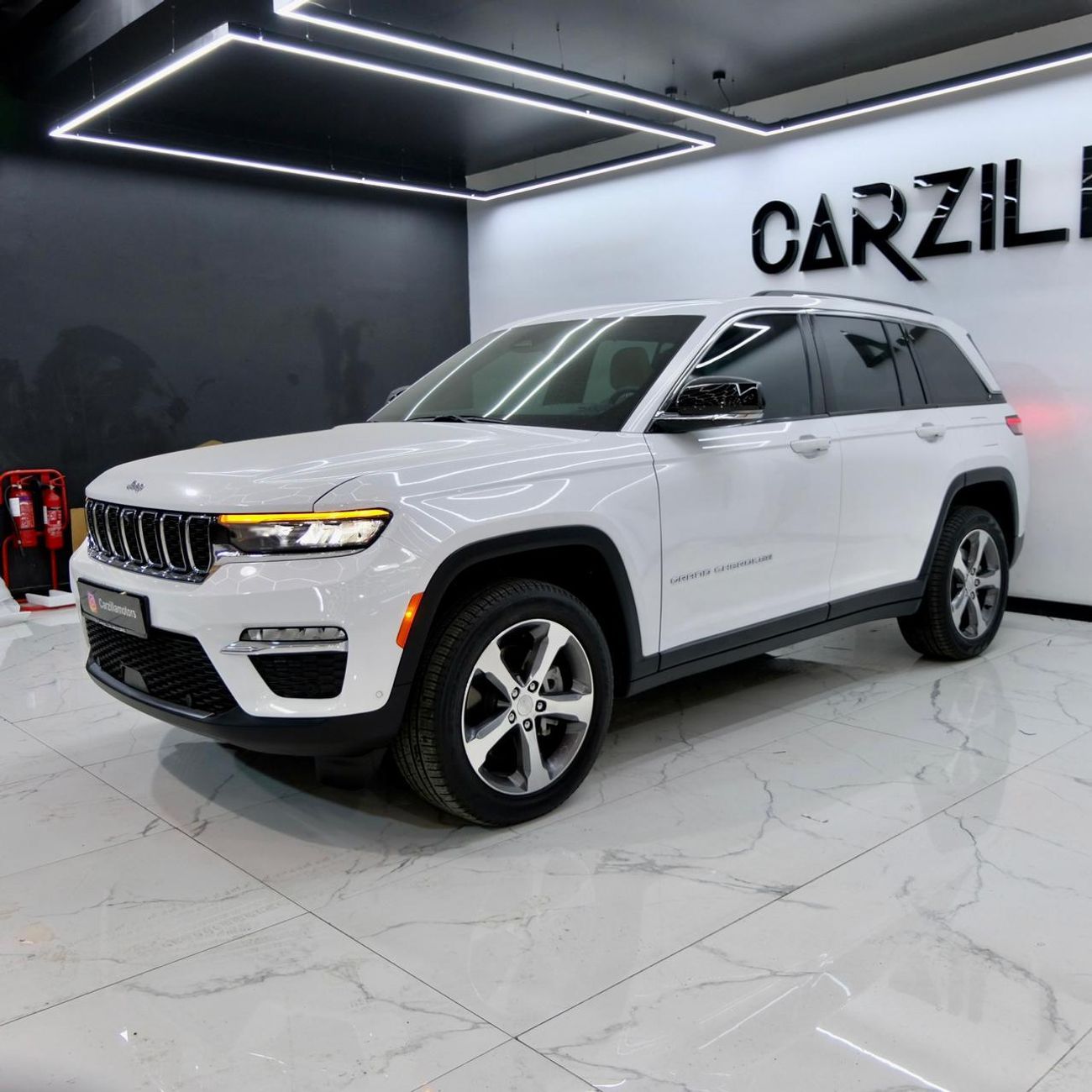 جيب جراند شيروكي Limited 3.6L