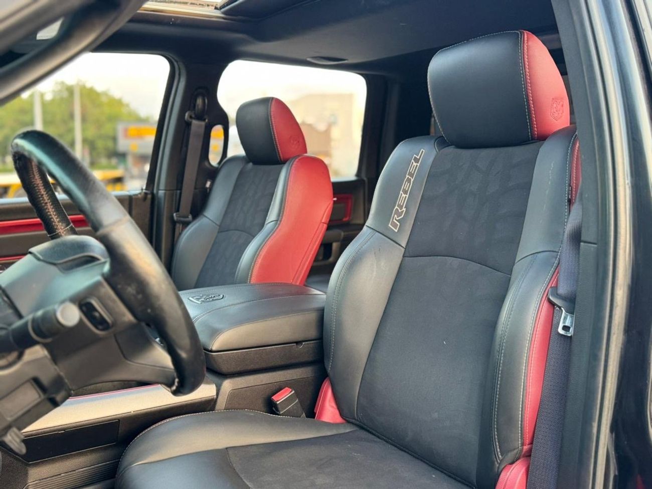 Dodge Ram Van DODGE RAM 1500 HEMI 5.7 LIMITED MODEL 2016