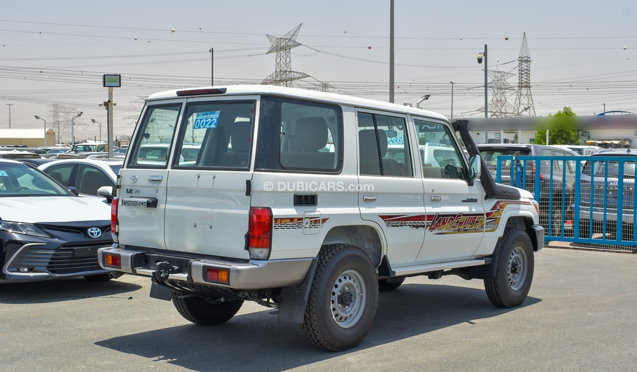 تويوتا لاند كروزر 70 LX V8