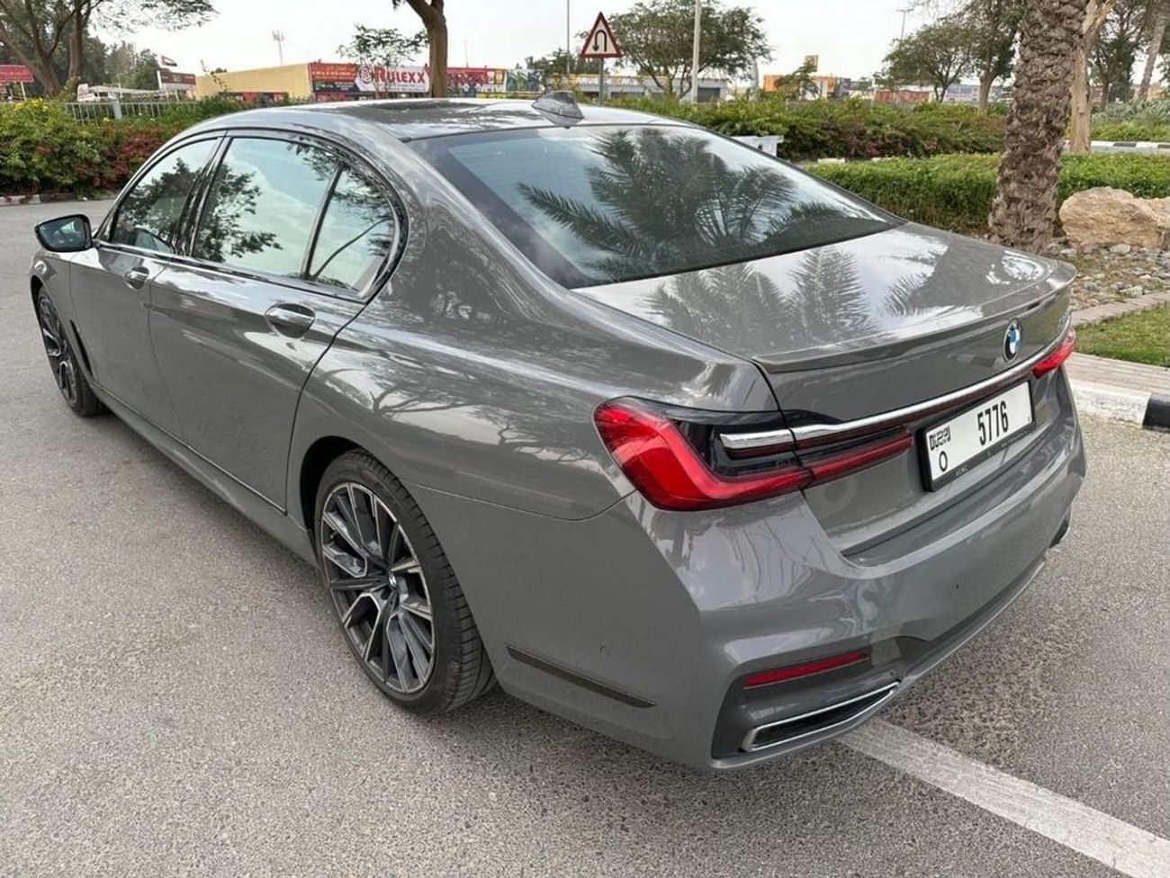 BMW 730Li M Sport 2.0L