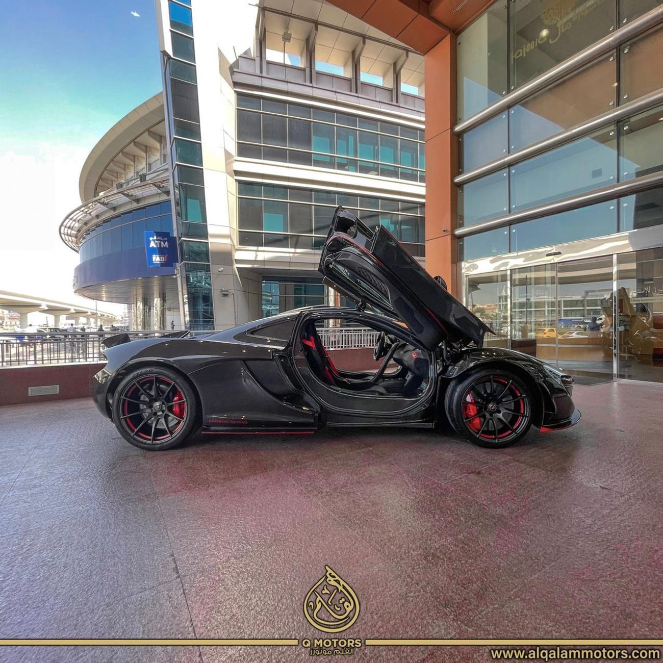 مكلارين P1 CARBON EDITION 2015 MCLAREN P1 ( 1 OF 5 ) CARBON SERIES GCC DONE ONLY 2000KM