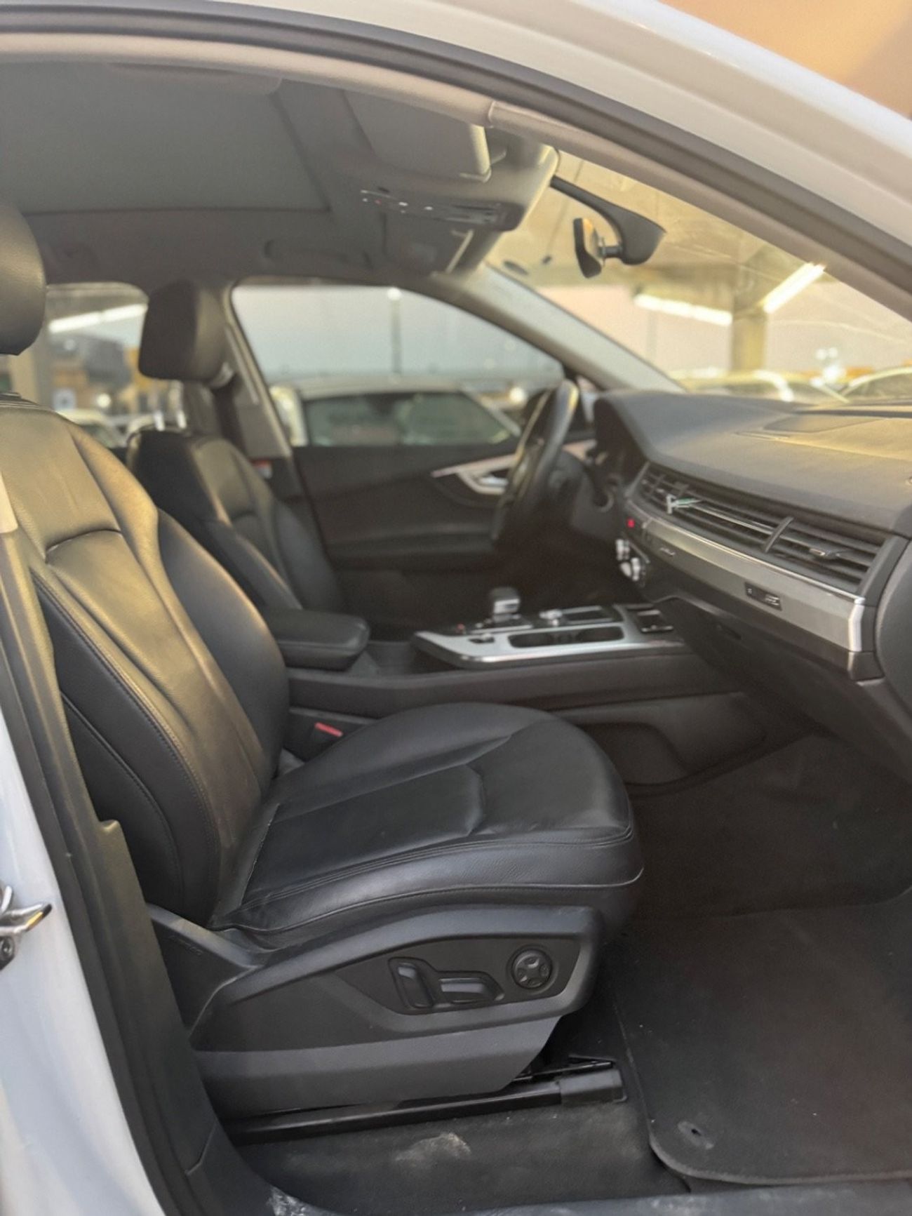 أودي Q7 45 TFSI quattro