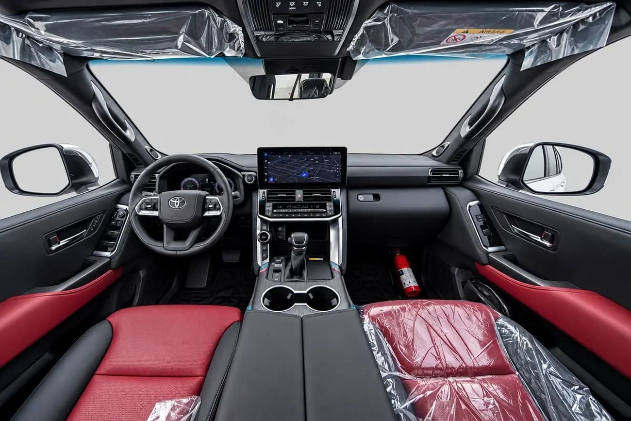 تويوتا لاند كروزر VXR - GCC Specs - Brand