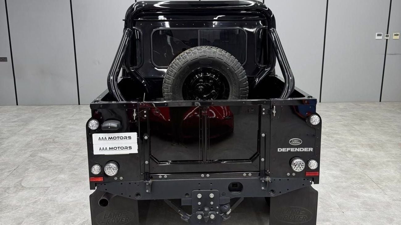 Land Rover Defender Final Edition Pick Up | Manual Transmission | Full Service History