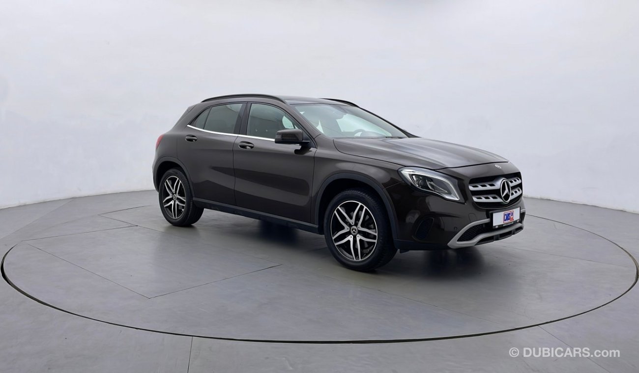 مرسيدس بنز GLA 250 STD 2 | +مع الضمان | كمان تم فحص ١٥٠