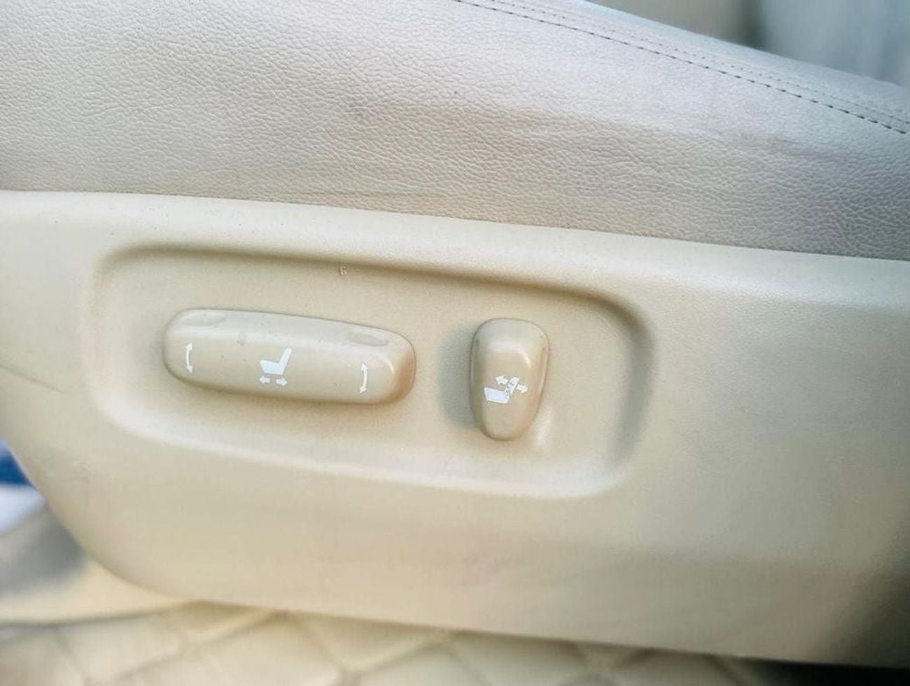 Toyota Land Cruiser Toyota landcuriser GXR V8 2016 full option Top the Range