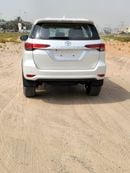 Toyota Fortuner Toyota Fortuner 2.7 4x2 petrol basic options GCC 2023